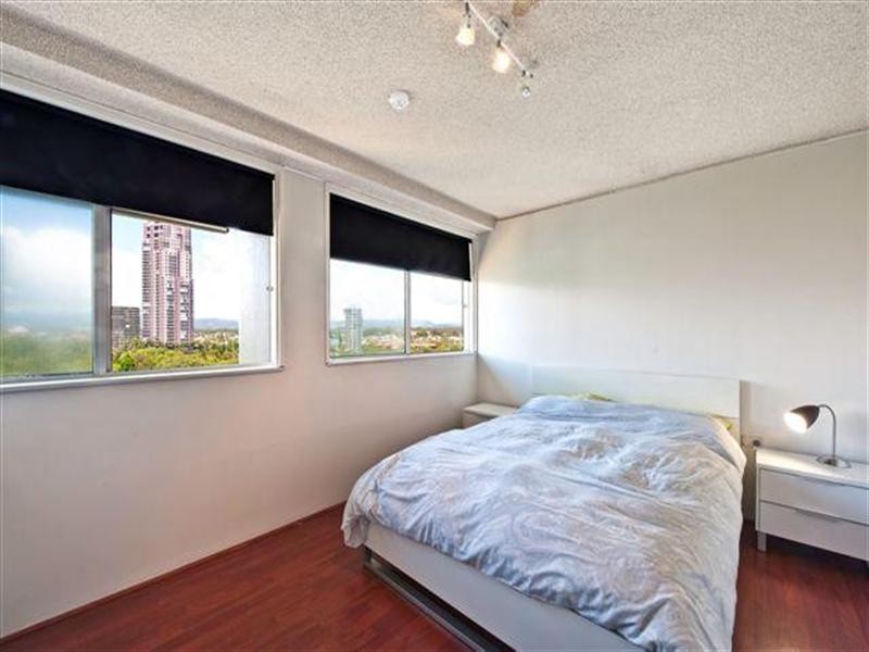3490 Main Beach Parade – Ocean Park Towers, Main Beach QLD 4217