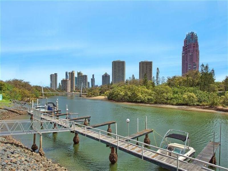 3490 Main Beach Parade – Ocean Park Towers, Main Beach QLD 4217