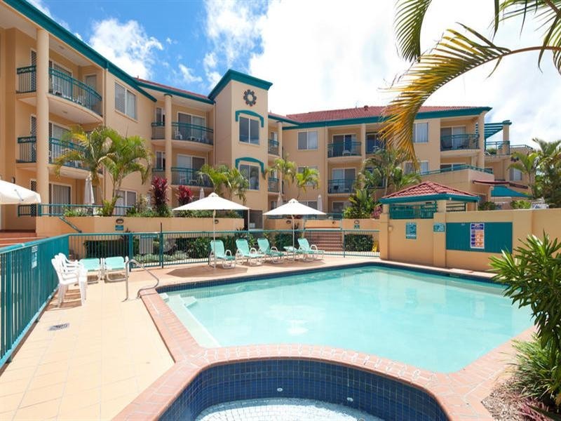 40 Burra Street, Surfers Paradise QLD 4217