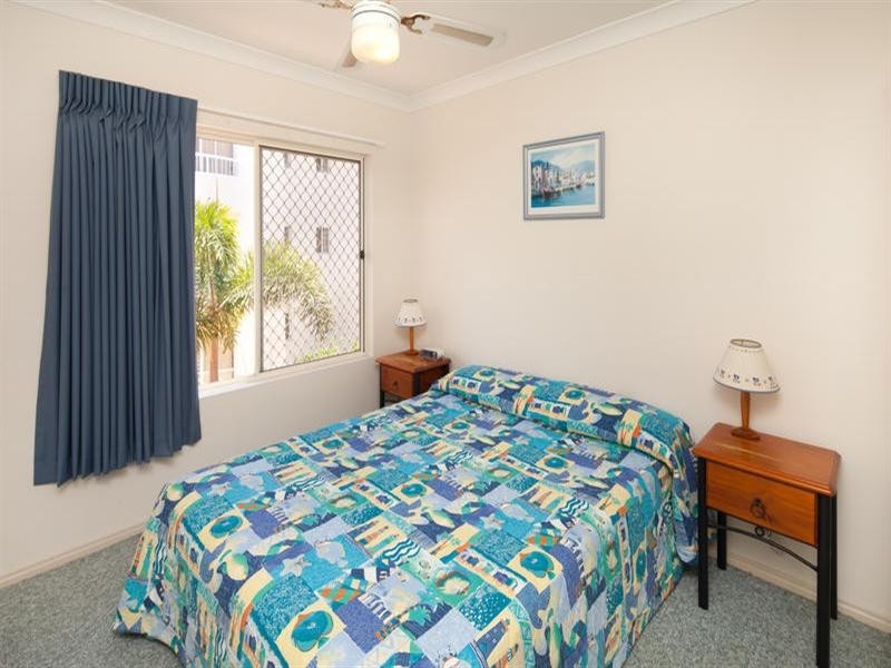 40 Burra Street, Surfers Paradise QLD 4217