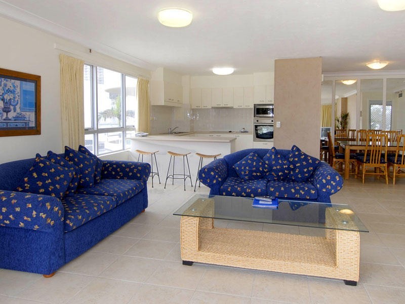 102 Zenith. The Esplanade, Surfers Paradise QLD 4217