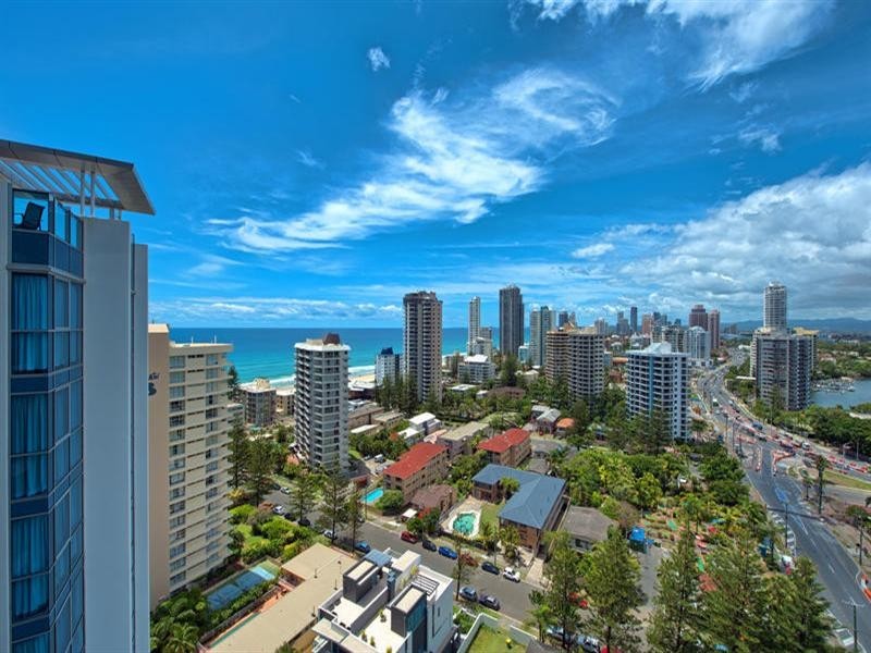 18 Enderley Avenue, Surfers Paradise QLD 4217