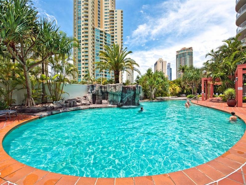 132 Ferny Avenue, Surfers Paradise QLD 4217