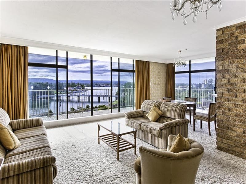 33 Thornton Street, Surfers Paradise QLD 4217