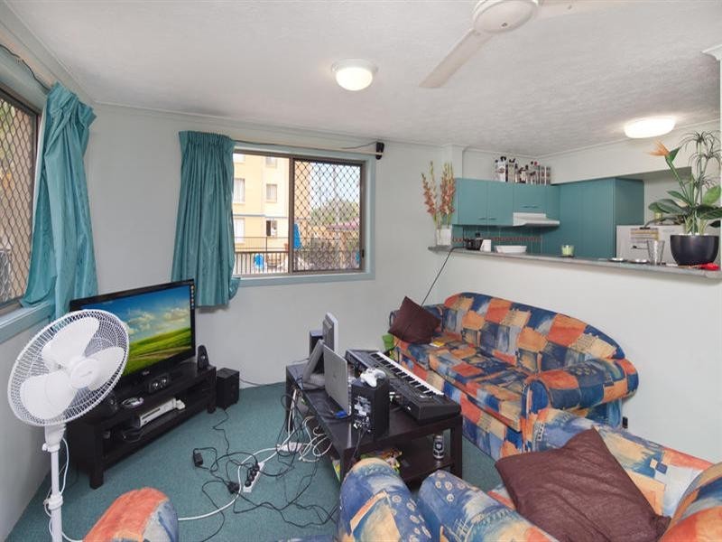 49 Peninsular Drive, Surfers Paradise QLD 4217