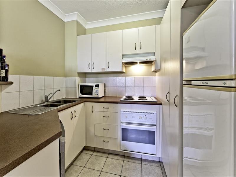 1 Paradise Island, Surfers Paradise QLD 4217