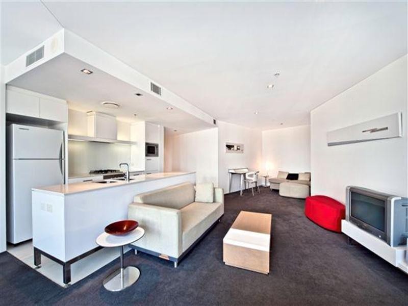 9 Hamilton Avenue – Q1, Surfers Paradise QLD 4217