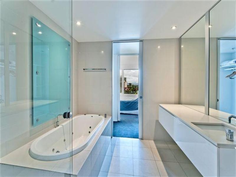 9 Hamilton Avenue – Q1, Surfers Paradise QLD 4217
