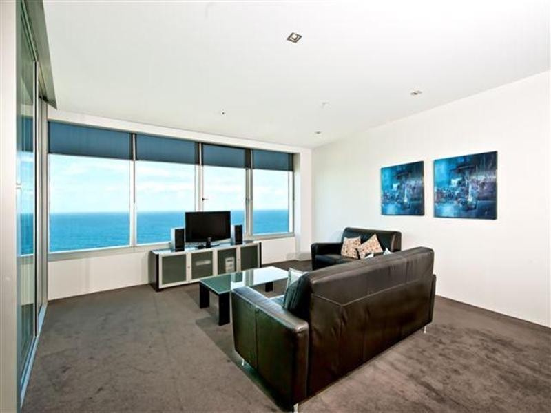 9 Hamilton Avenue, Surfers Paradise QLD 4217