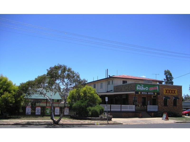 3 Sara Street, Meandarra QLD 4422