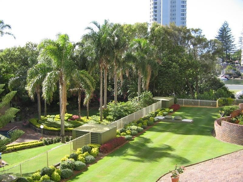 2 Admiralty Drive, Surfers Paradise QLD 4217