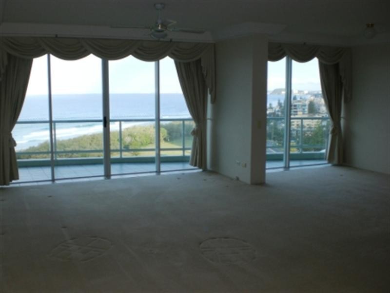 70/177 Old Burleigh Road, Broadbeach QLD 4218