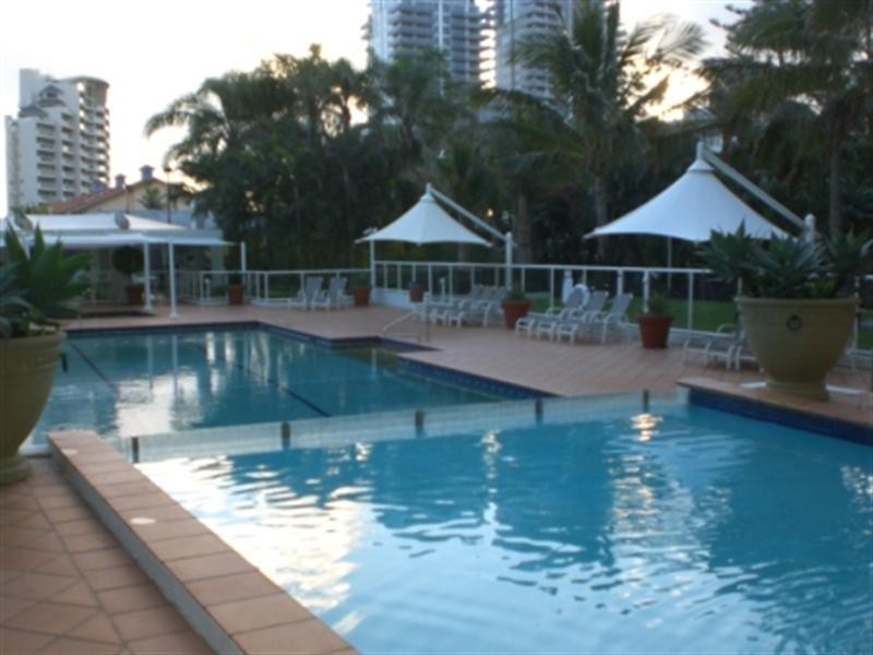 70/177 Old Burleigh Road, Broadbeach QLD 4218