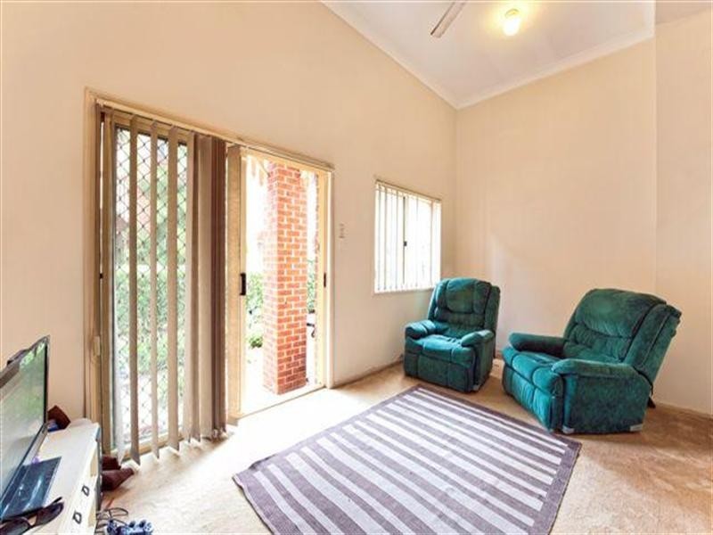 100 Racecourse Drive, Surfers Paradise QLD 4217