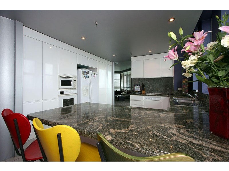 42 Malibu. Tedder Avenue, Main Beach QLD 4217