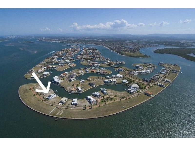 45 Knightsbridge Parade East, Paradise Point QLD 4216