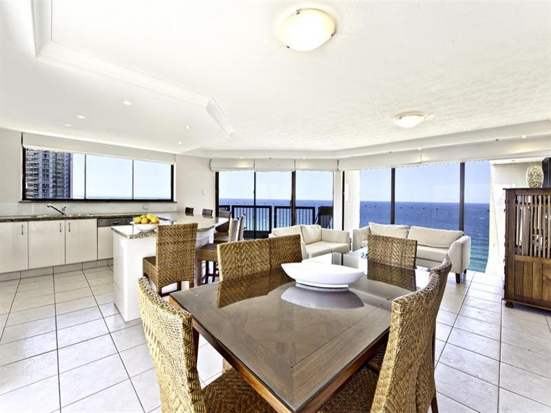 28 Northcliffe Terrace, Surfers Paradise QLD 4217