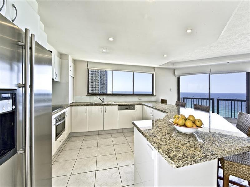 28 Northcliffe Terrace, Surfers Paradise QLD 4217