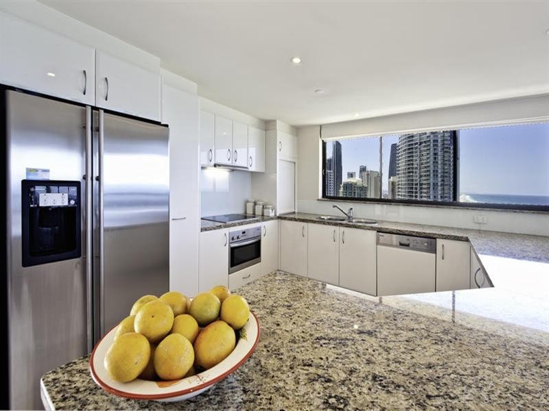 28 Northcliffe Terrace, Surfers Paradise QLD 4217