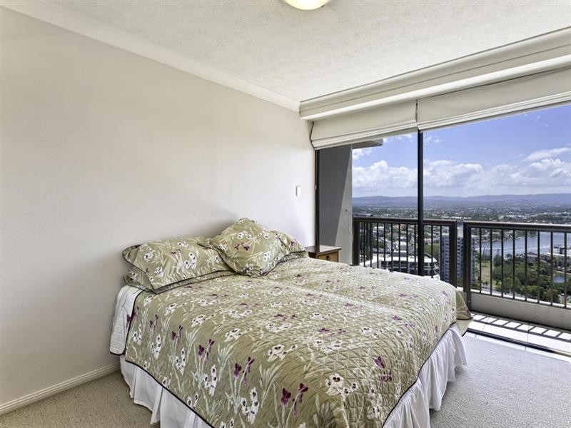 28 Northcliffe Terrace, Surfers Paradise QLD 4217