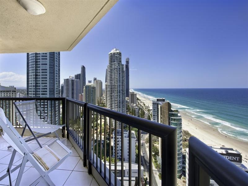 28 Northcliffe Terrace, Surfers Paradise QLD 4217
