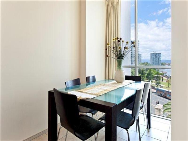 23 Ferny Avenue, Surfers Paradise QLD 4217