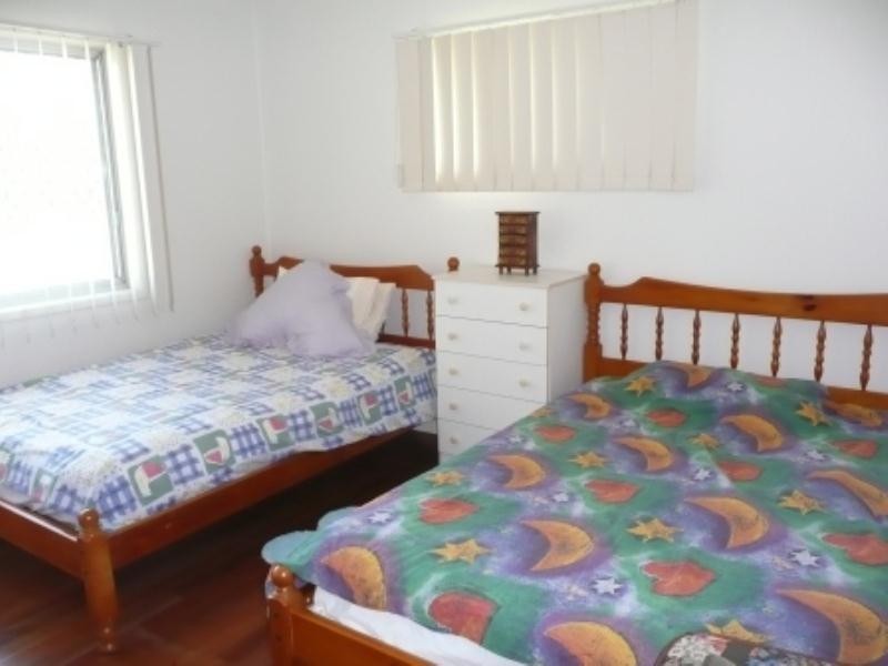 24 Morala Avenue, Runaway Bay QLD 4216