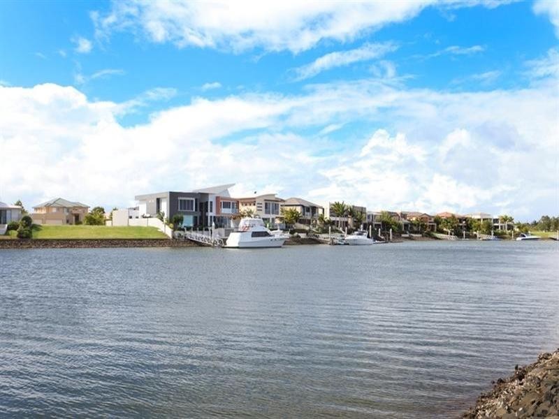 2046 The Circle, Sanctuary Cove QLD 4212