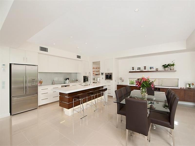 2258 Banksia Lakes Drive, Sanctuary Cove QLD 4212