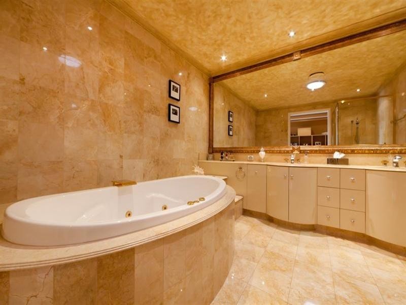 5717 Anchorage Terrace, Sanctuary Cove QLD 4212