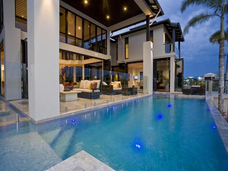 8082 Riverside Drive, Sanctuary Cove QLD 4212