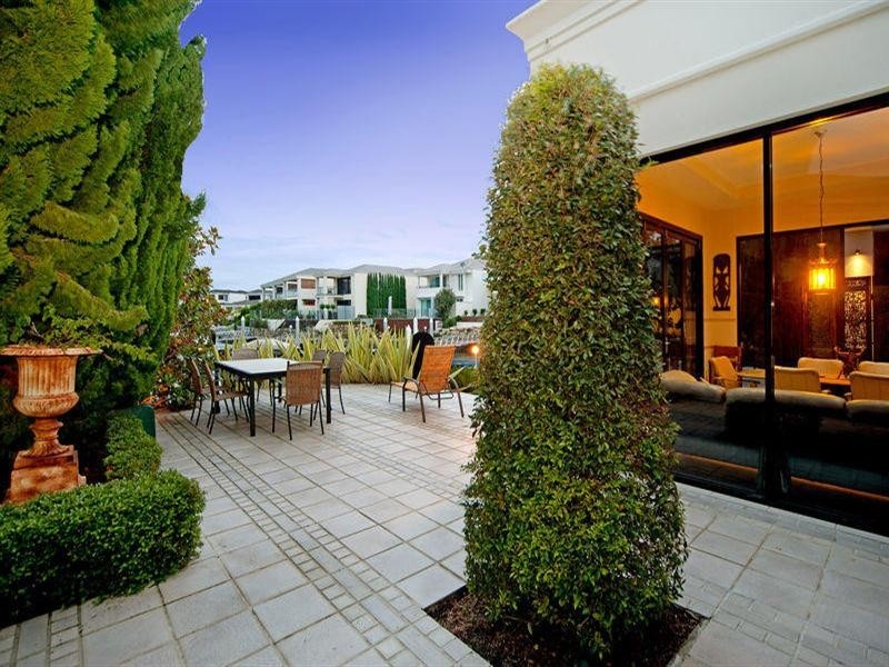 7105 Riverview Crescent, Sanctuary Cove QLD 4212