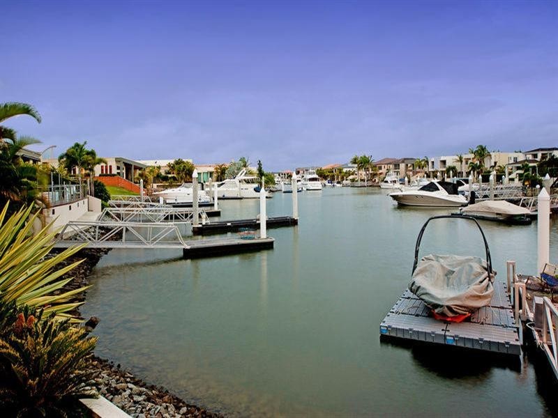 7105 Riverview Crescent, Sanctuary Cove QLD 4212