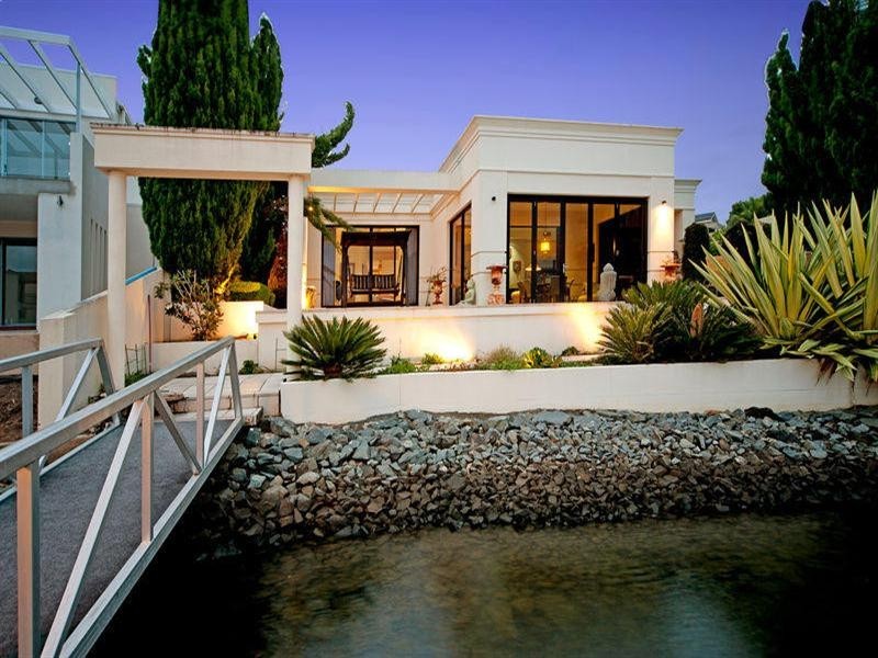 7105 Riverview Crescent, Sanctuary Cove QLD 4212