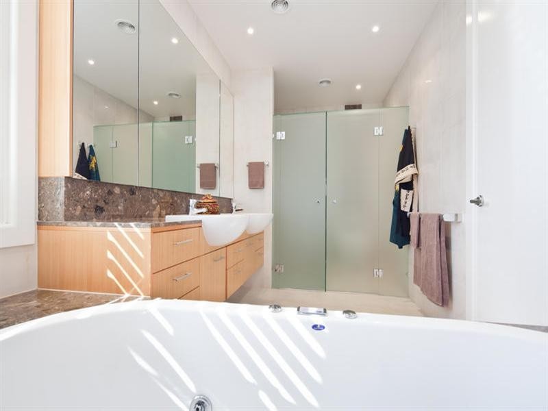 4730 The Parkway, Sanctuary Cove QLD 4212