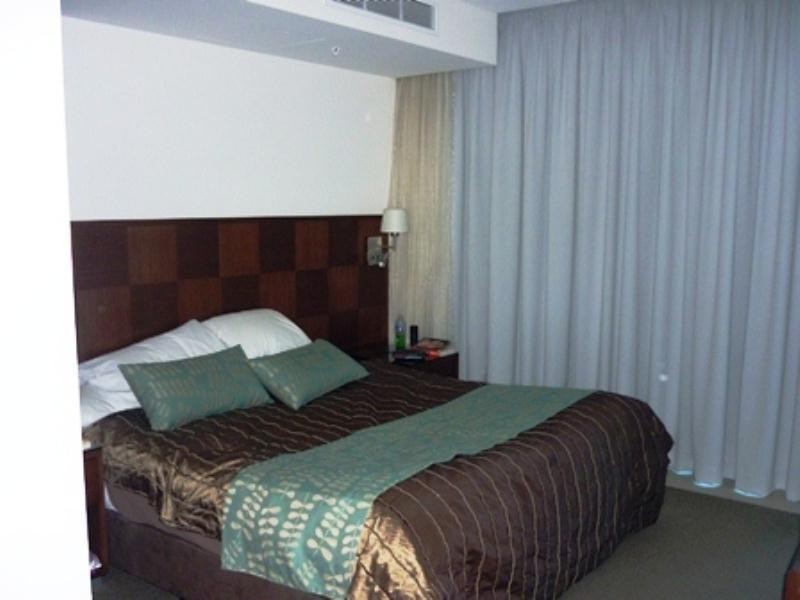 1604-3018 Surfers Paradise Boulevard, Surfers Paradise QLD 4217