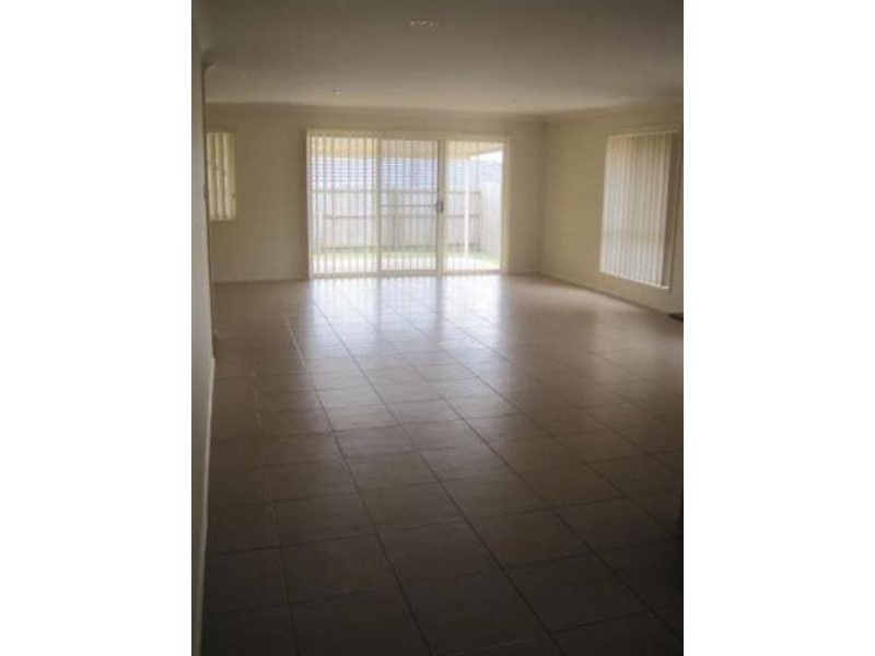 7 Jasmine Circuit, Ormeau QLD 4208