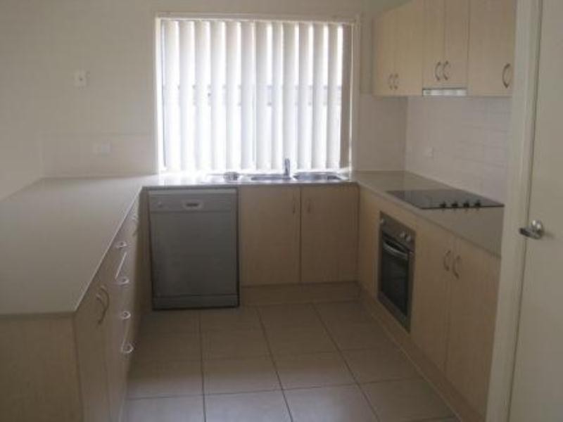 7 Jasmine Circuit, Ormeau QLD 4208