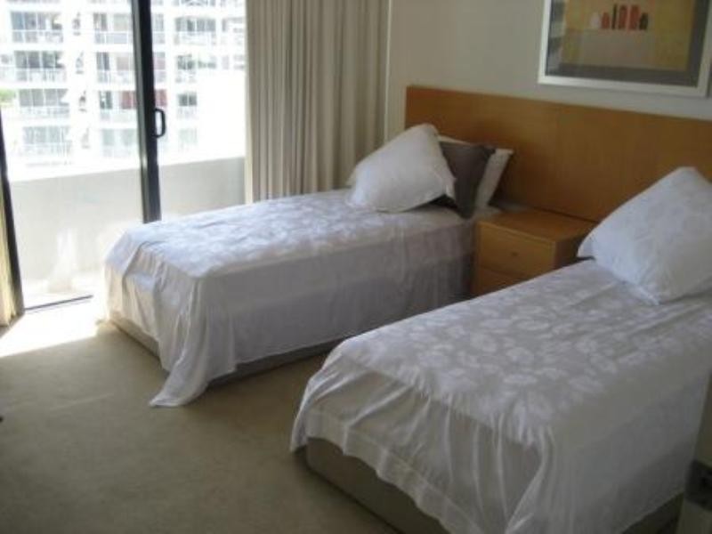 604 Aria, Albert Avenue, Broadbeach QLD 4218