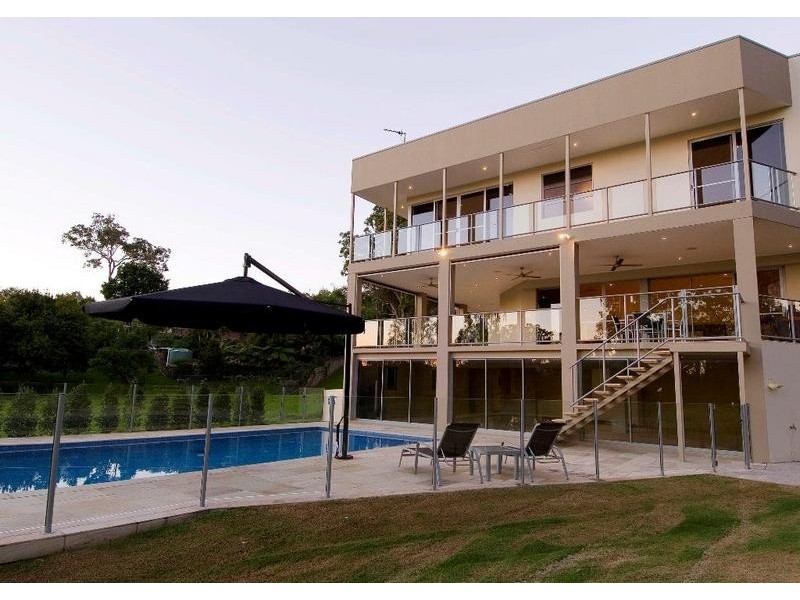 9 Bellara Street, Ashmore QLD 4214