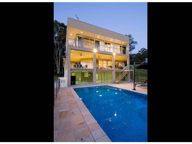 9 Bellara Street, Ashmore QLD 4214