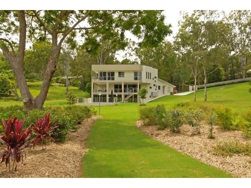 9 Bellara Street, Ashmore QLD 4214