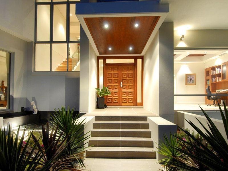 13 Neptune Court, Main Beach QLD 4217