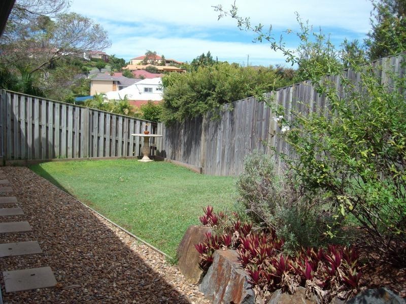 18 Mussau Court, Pacific Pines QLD 4211