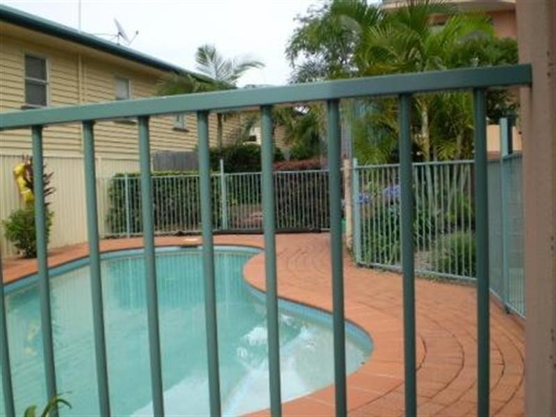 10/12 Gillian Lane, Southport QLD 4215