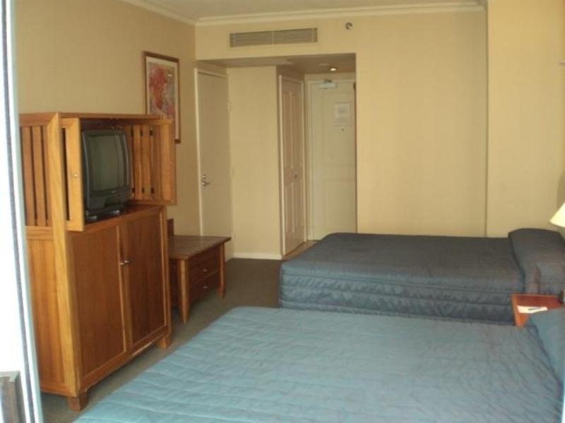 Surfers Paradise QLD 4217