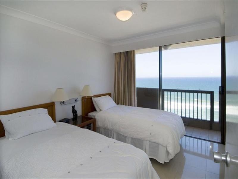 28 Northcliffe Terrace – Longbeach Apartments, Surfers Paradise QLD 4217