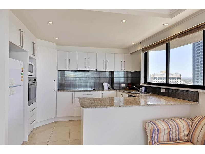 28 Northcliffe Terrace – Longbeach Apartments, Surfers Paradise QLD 4217