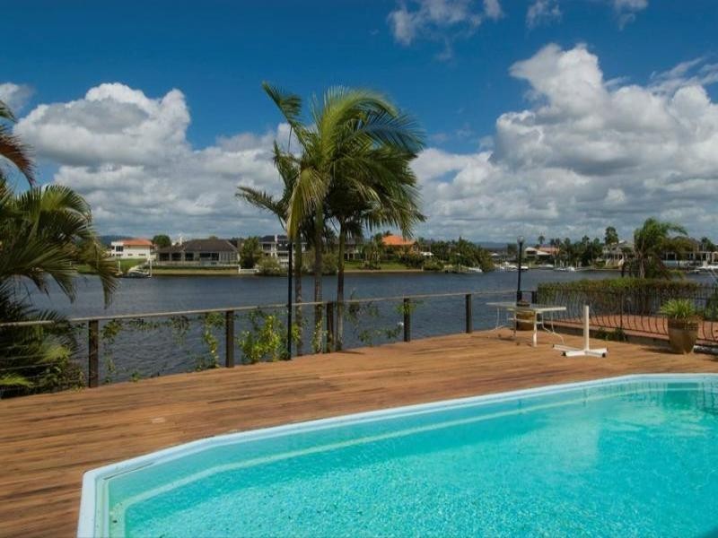 319 & 321 Monaco Street, Broadbeach Waters QLD 4218