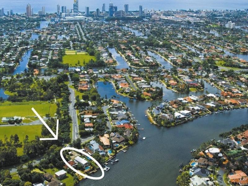 319 & 321 Monaco Street, Broadbeach Waters QLD 4218